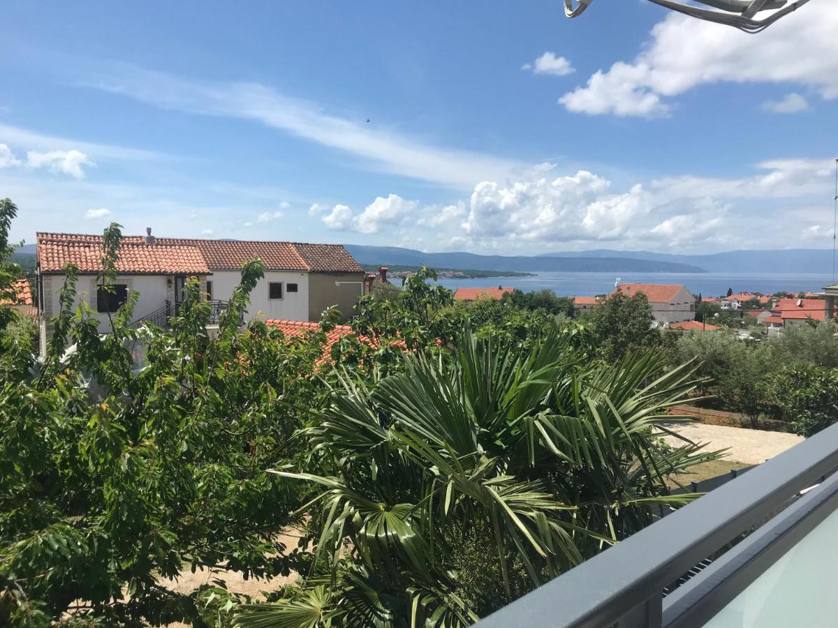 Lovely Sea View House In Malinska Island Krk Екстериор снимка