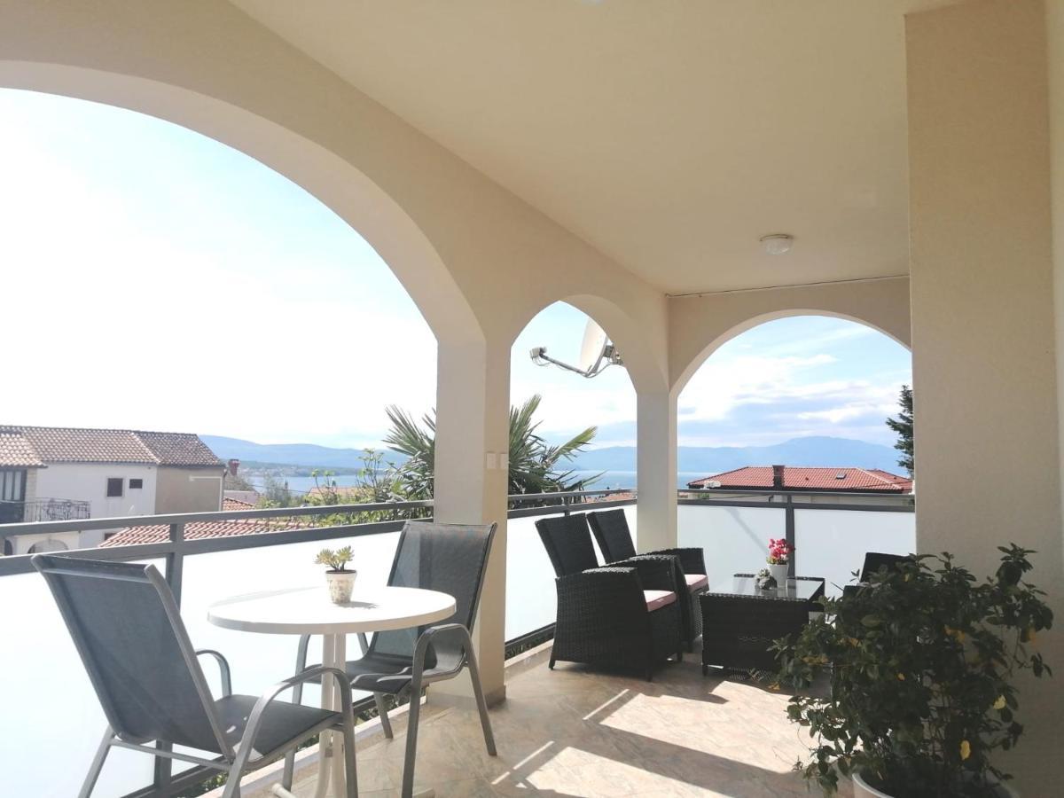 Lovely Sea View House In Malinska Island Krk Екстериор снимка