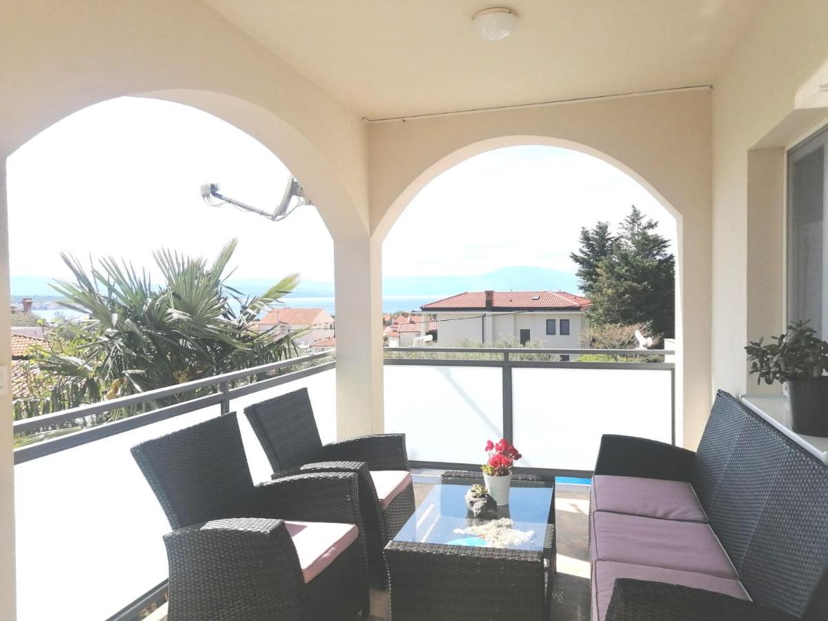 Lovely Sea View House In Malinska Island Krk Екстериор снимка